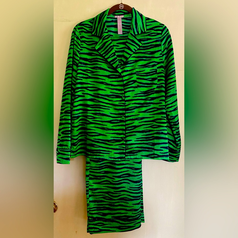 Savage X Fenty Green and Black Zebra Print Pajama Set